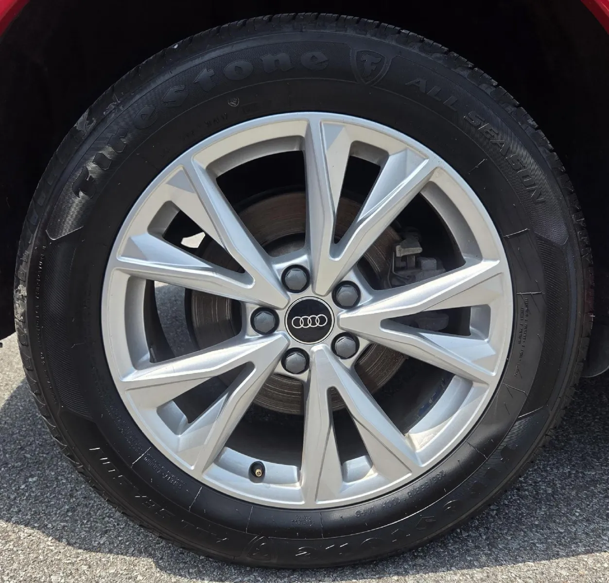 Audi Q3 photo 12