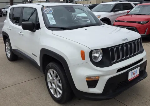 Photos of 2023 Jeep Renegade Latitude for sale in Des Moines, IA at Capital City Motor Company