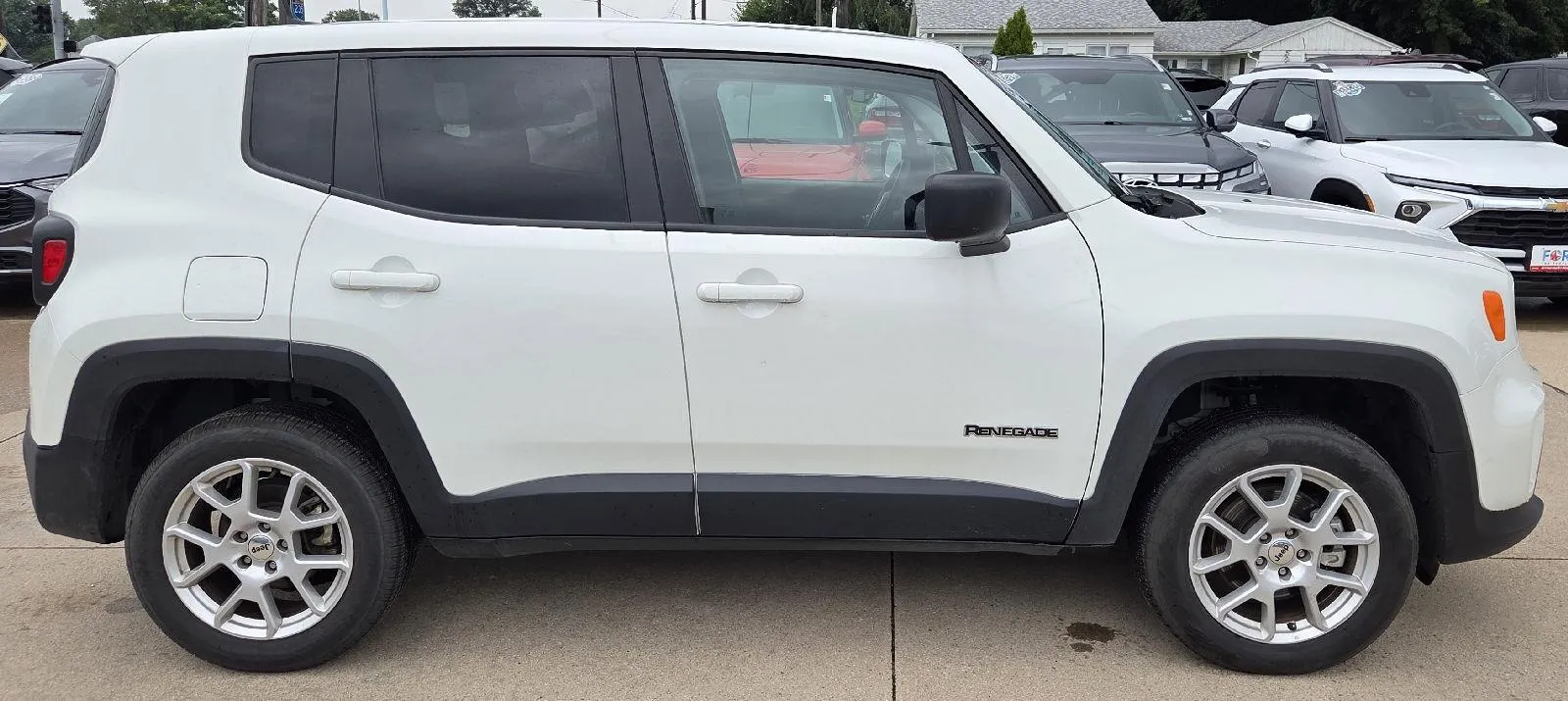 Jeep Renegade photo 5