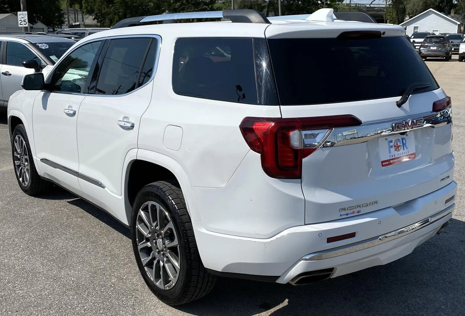 GMC Acadia photo 7
