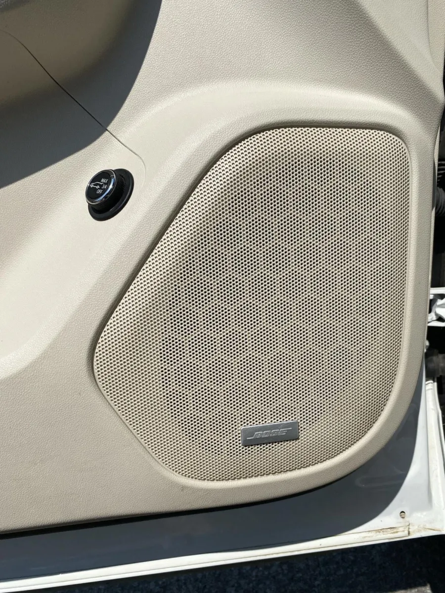 GMC Acadia photo 27