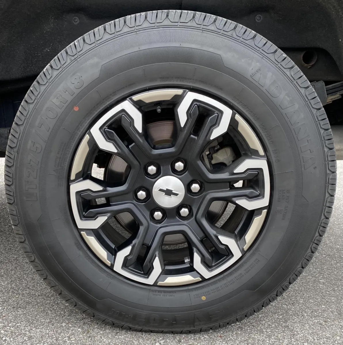 Chevrolet Silverado photo 11