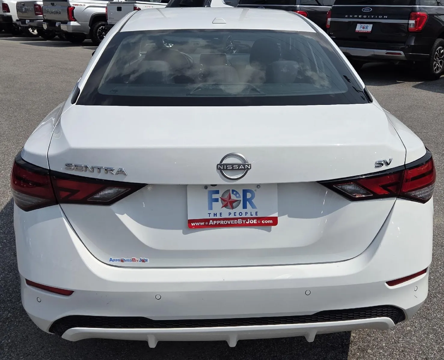 Nissan Sentra photo 8