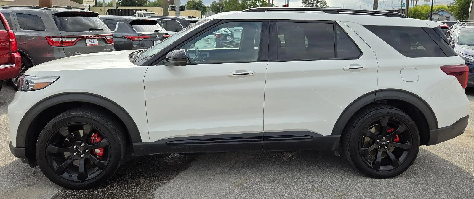 Ford Explorer photo 5