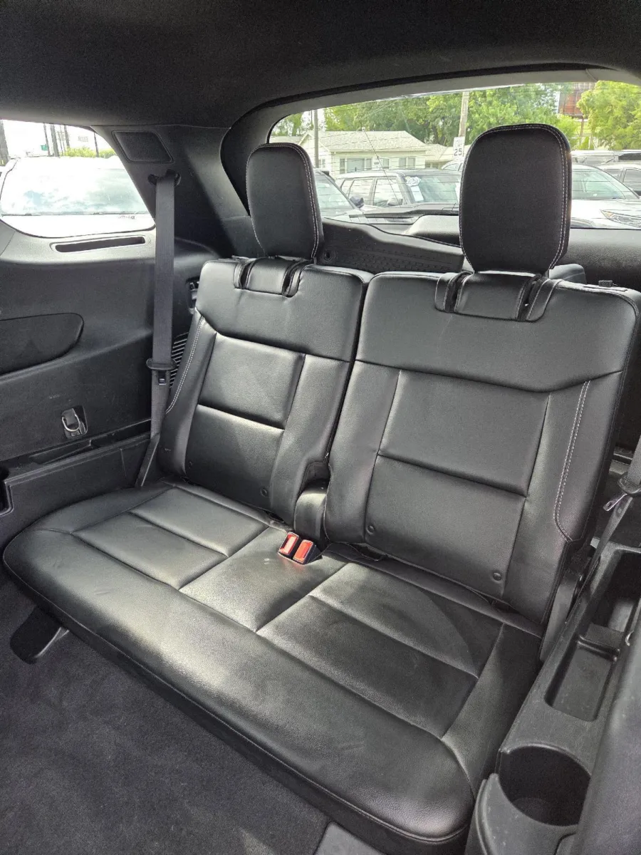 Ford Explorer photo 17
