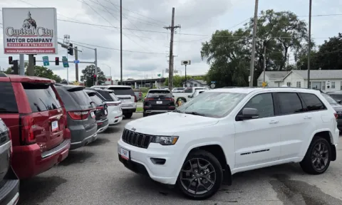 White 2021 Jeep Grand Cherokee 80th Anniversary for sale in Des Moines, IA