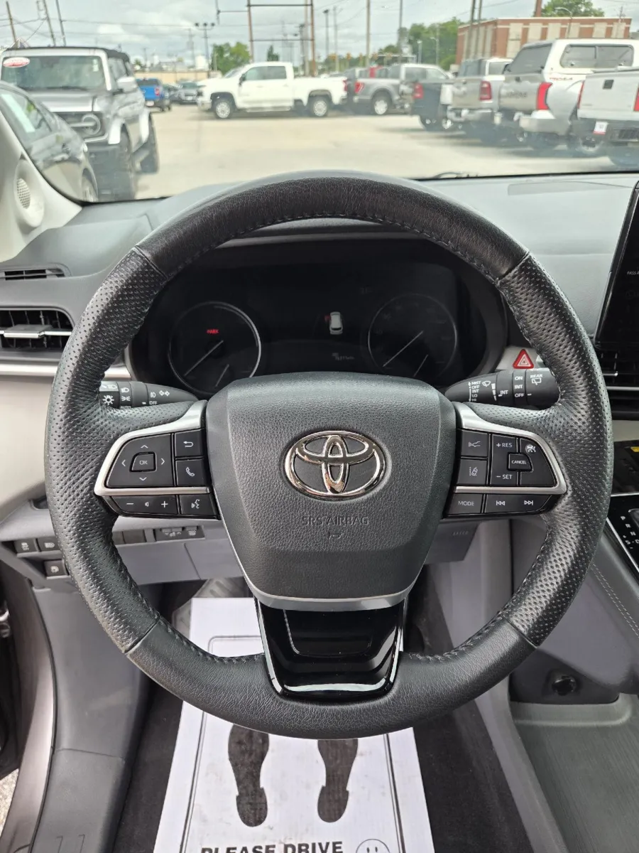 Toyota Sienna photo 20