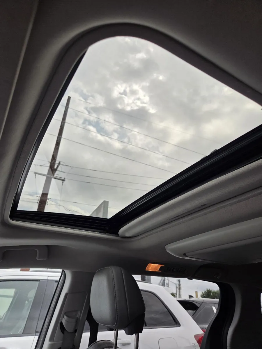Toyota Sienna photo 26