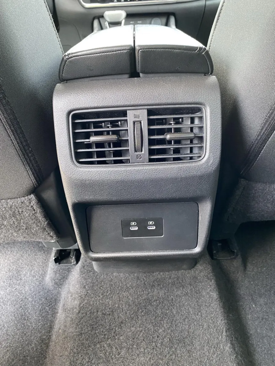 Nissan Rogue photo 17