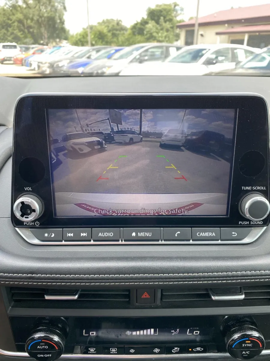 Nissan Rogue photo 22