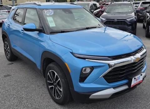 Photos of 2025 Chevrolet Trailblazer LT for sale in Des Moines, IA at Capital City Motor Company
