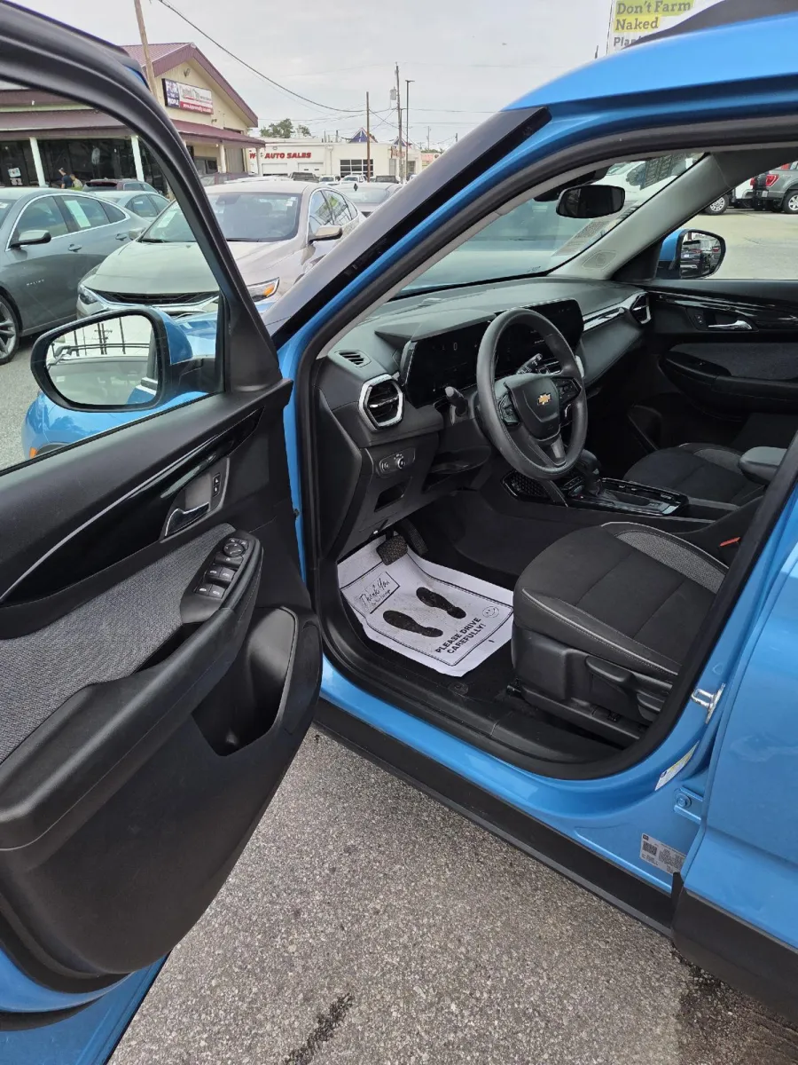 Chevrolet Trailblazer photo 12