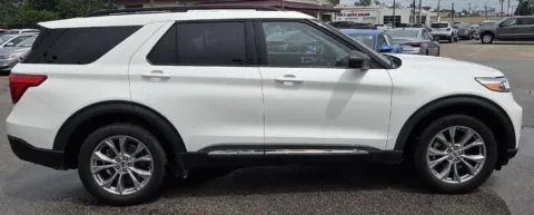 More photos of 2022 Ford Explorer XLT at Capital City Motor Company, IA