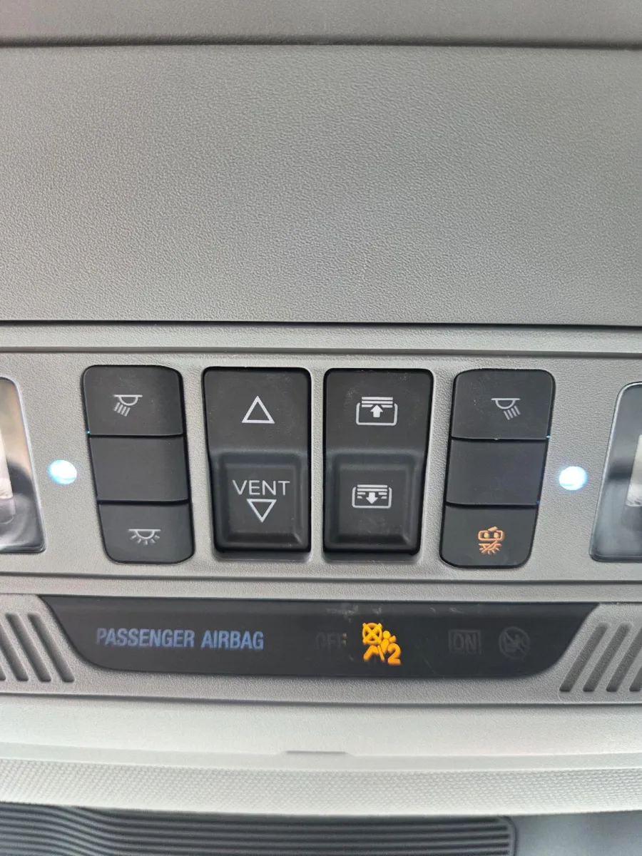 Ford Explorer photo 25