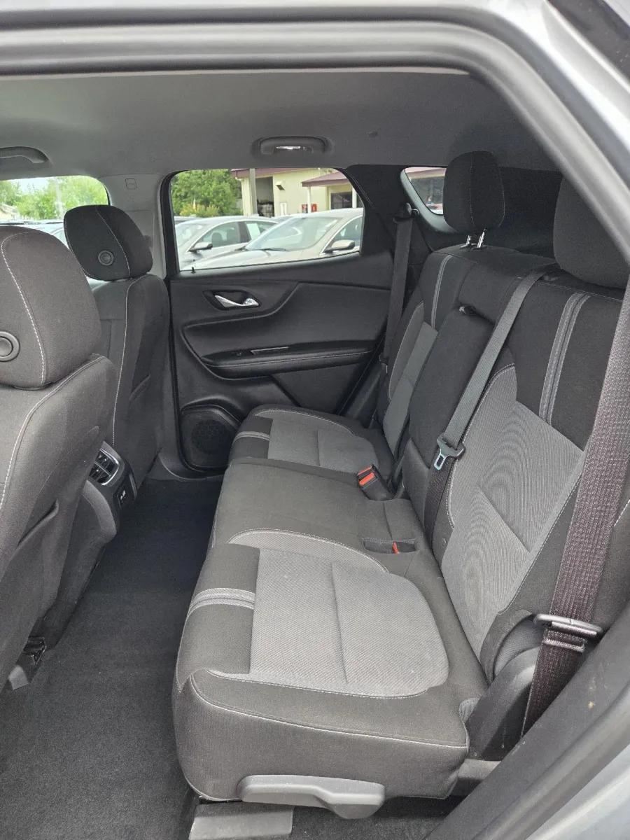 Chevrolet Blazer photo 16