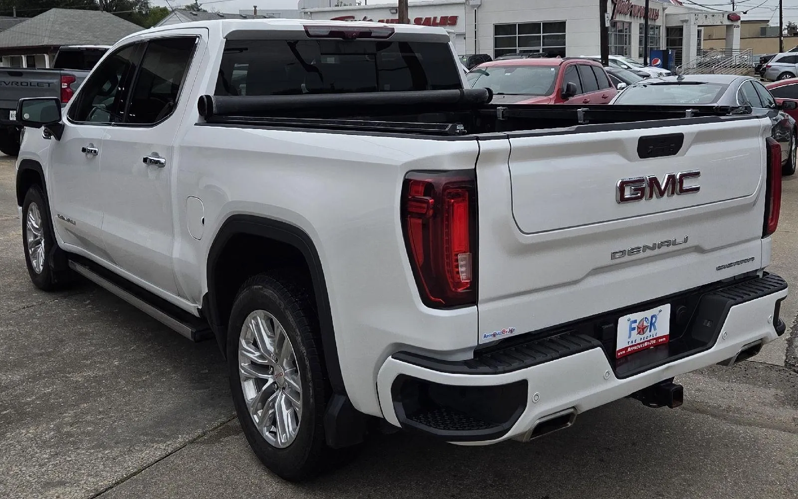 GMC Sierra photo 7