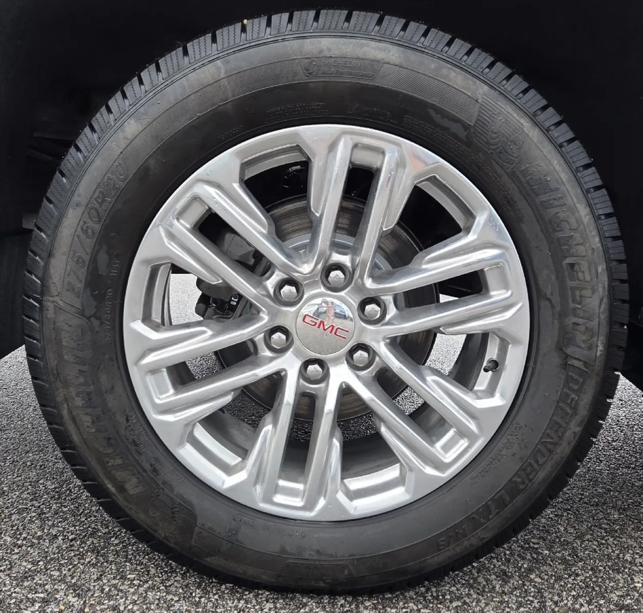 GMC Sierra photo 10