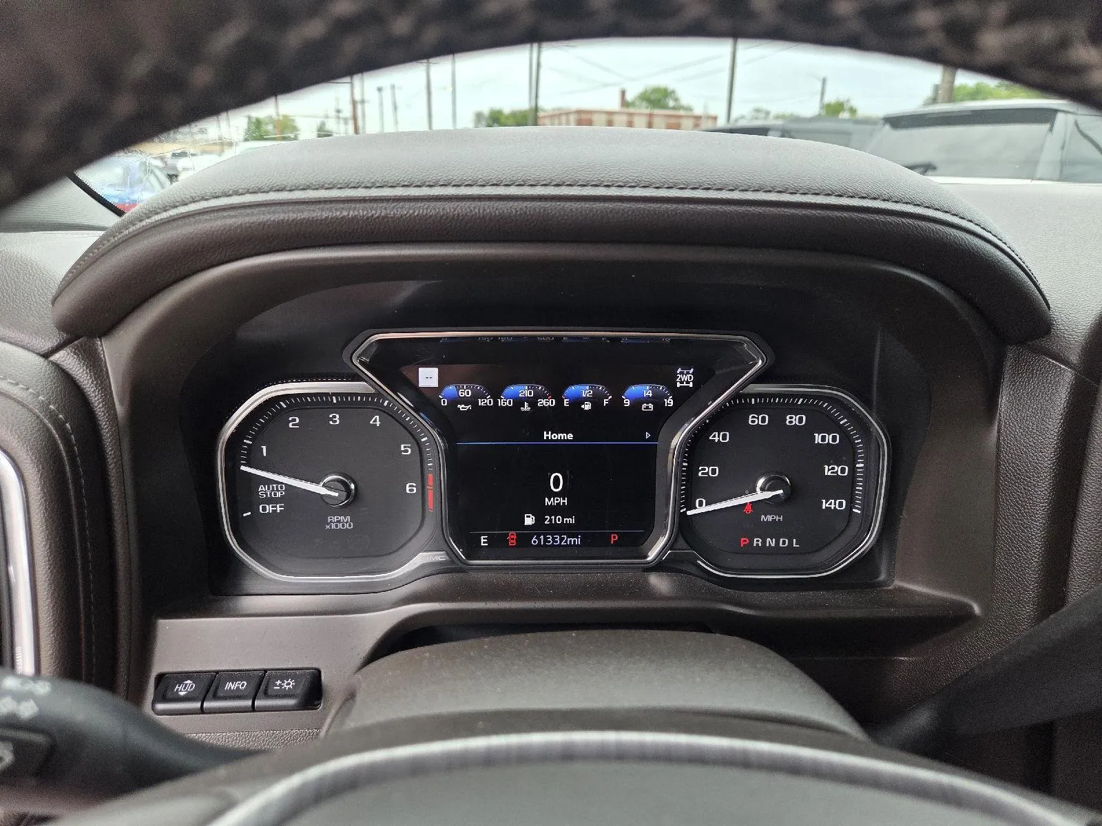 GMC Sierra photo 18