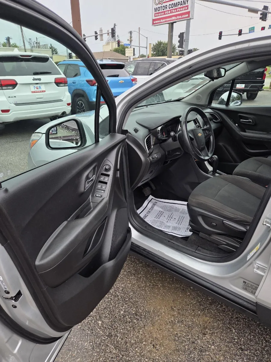 Chevrolet Trax photo 12
