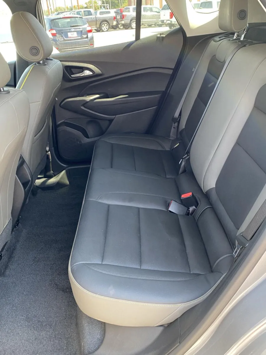 Chevrolet Trax photo 16