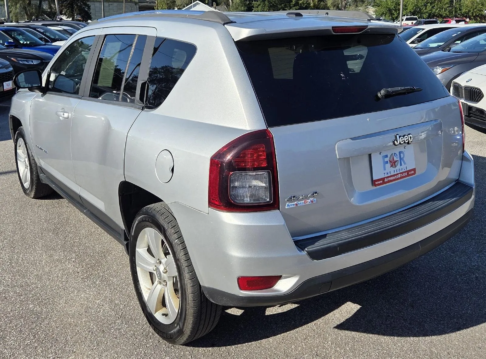 Jeep Compass photo 8