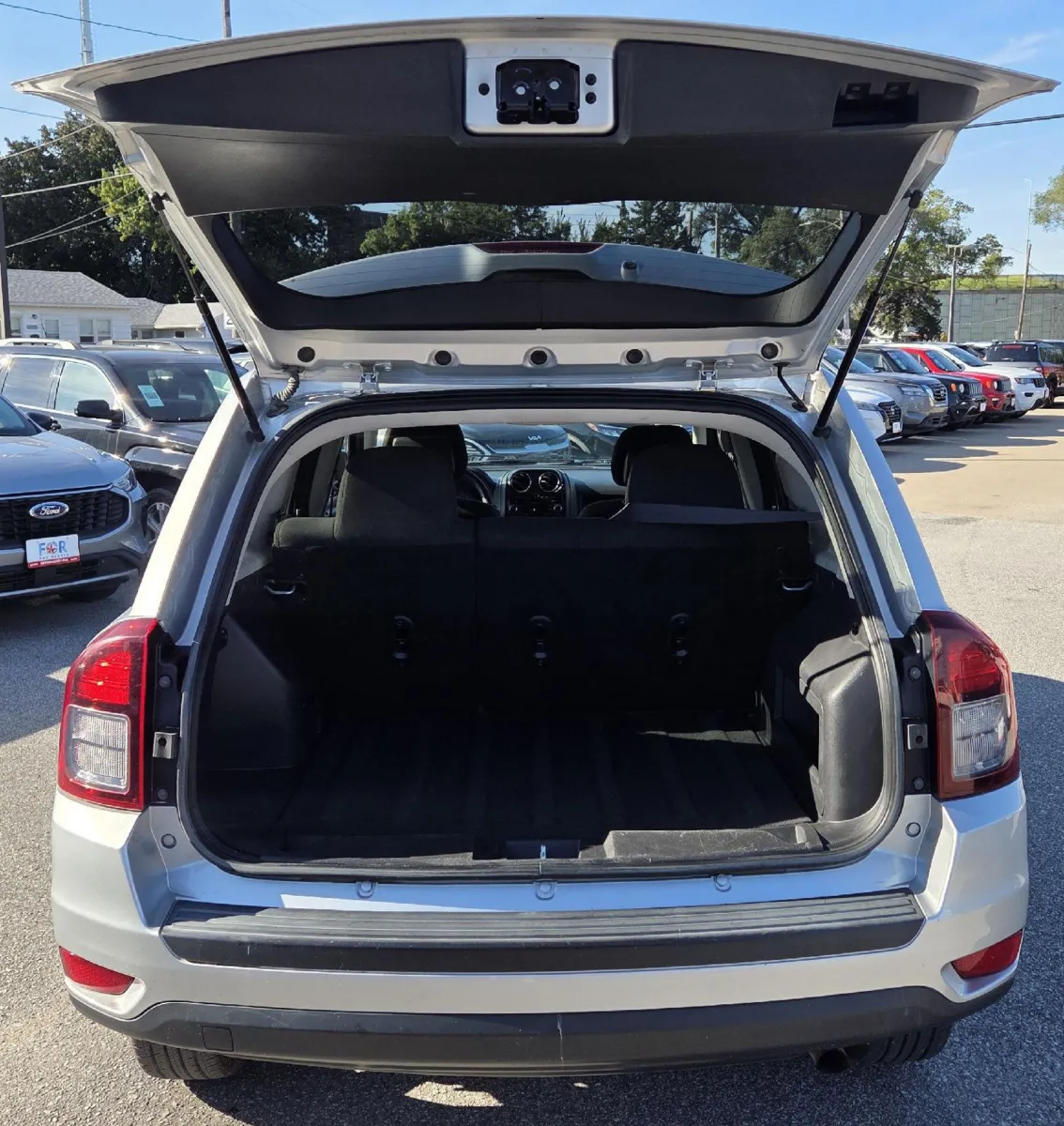 Jeep Compass photo 10