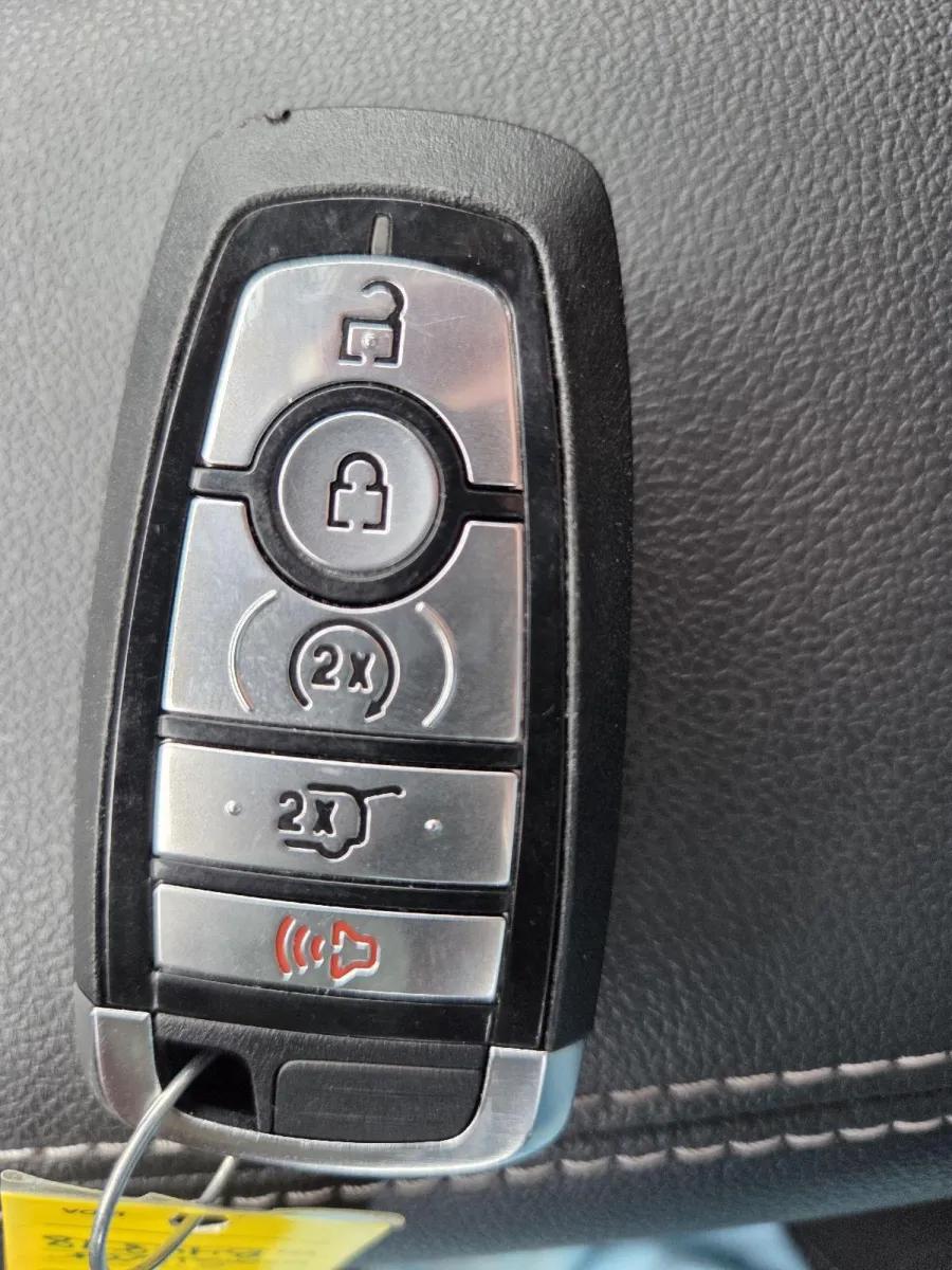 Ford Escape photo 24