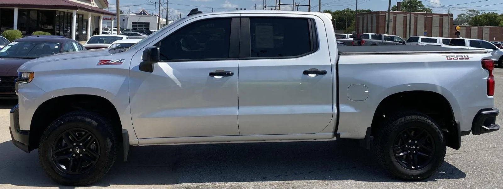Chevrolet Silverado photo 5