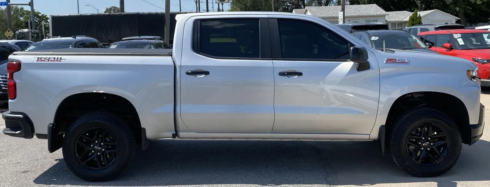 Chevrolet Silverado photo 6