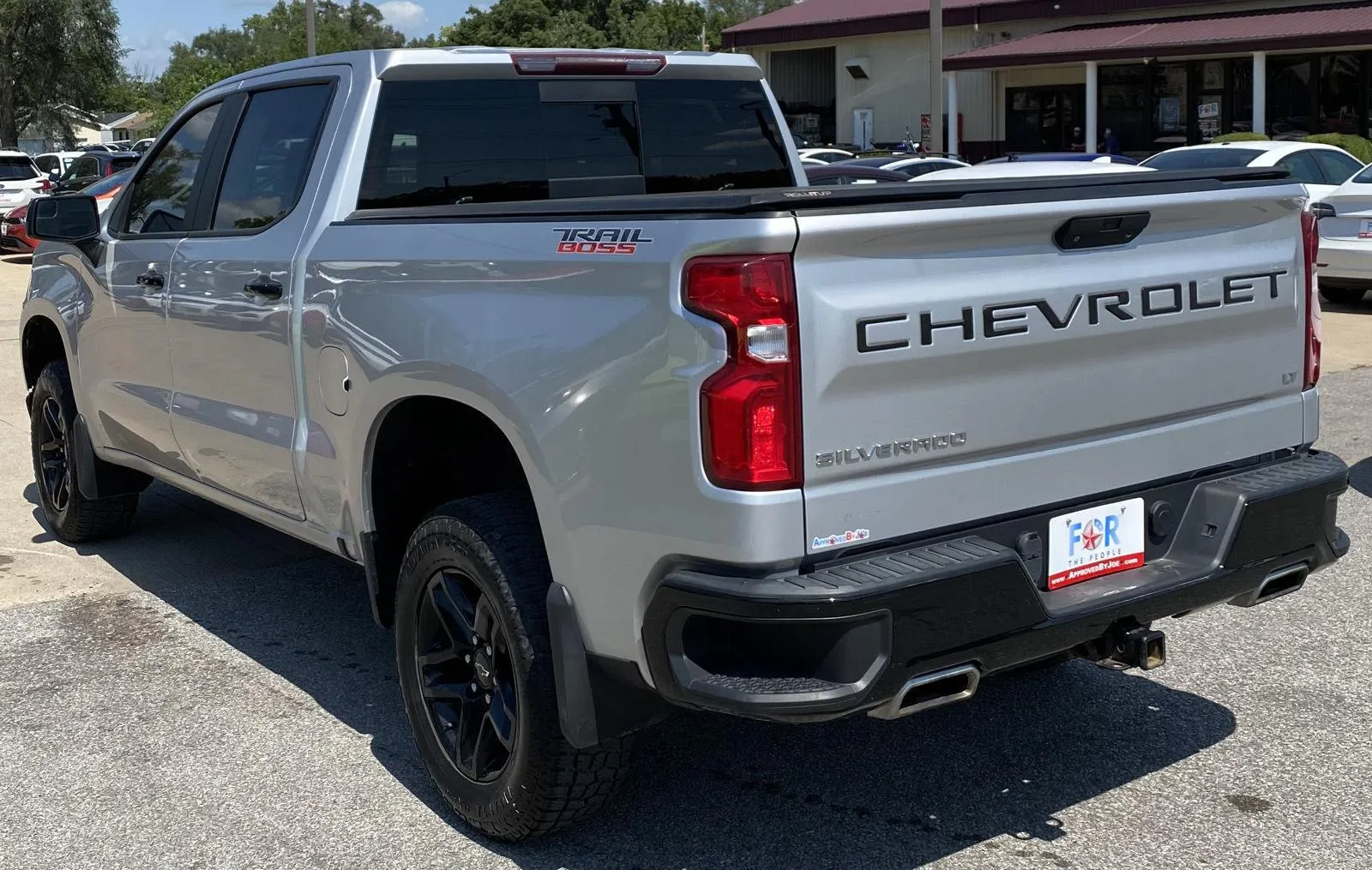 Chevrolet Silverado photo 7