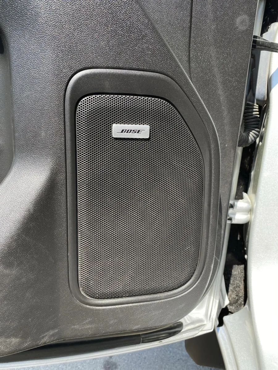 Chevrolet Silverado photo 13