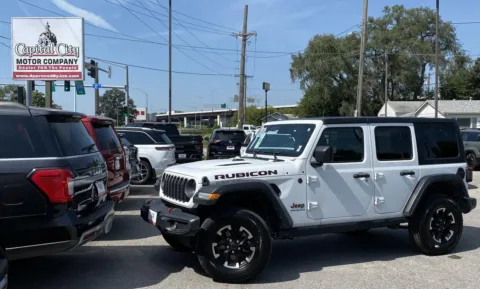 White 2025 Jeep Wrangler Rubicon for sale in Des Moines, IA