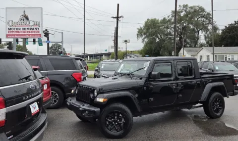 Black 2022 Jeep Gladiator Altitude for sale in Des Moines, IA