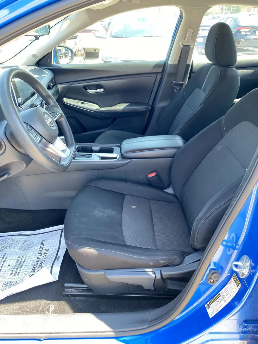 Nissan Sentra photo 14