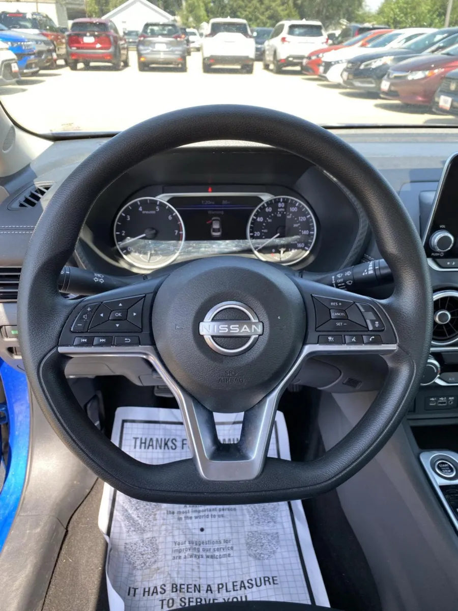 Nissan Sentra photo 18