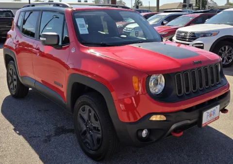 Photos of 2018 Jeep Renegade Trailhawk for sale in Des Moines, IA at Capital City Motor Company