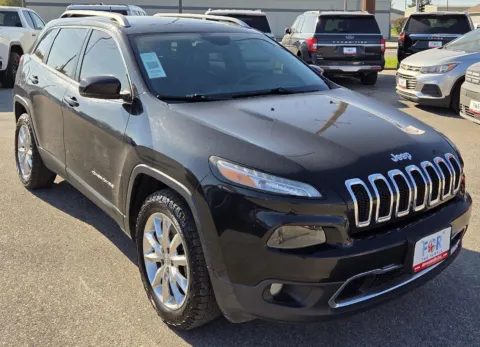 Photos of 2016 Jeep Cherokee Limited for sale in Des Moines, IA at Capital City Motor Company