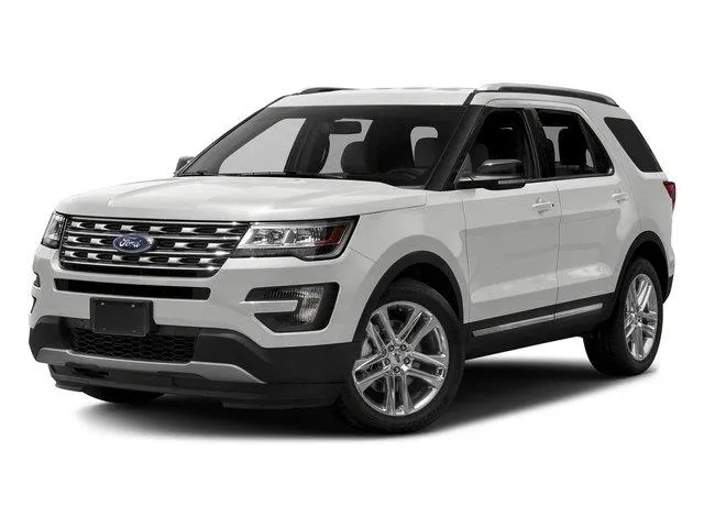 White 2017 Ford Explorer XLT for sale in Des Moines, IA
