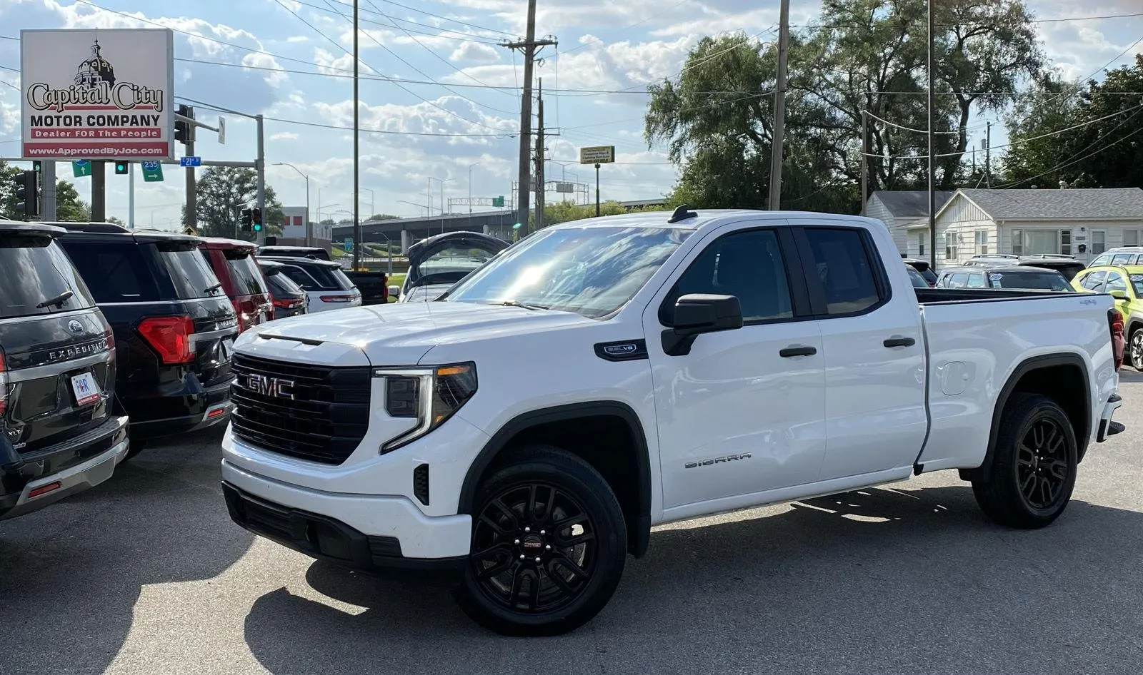 White 2023 GMC Sierra 1500 Pro for sale in Des Moines, IA