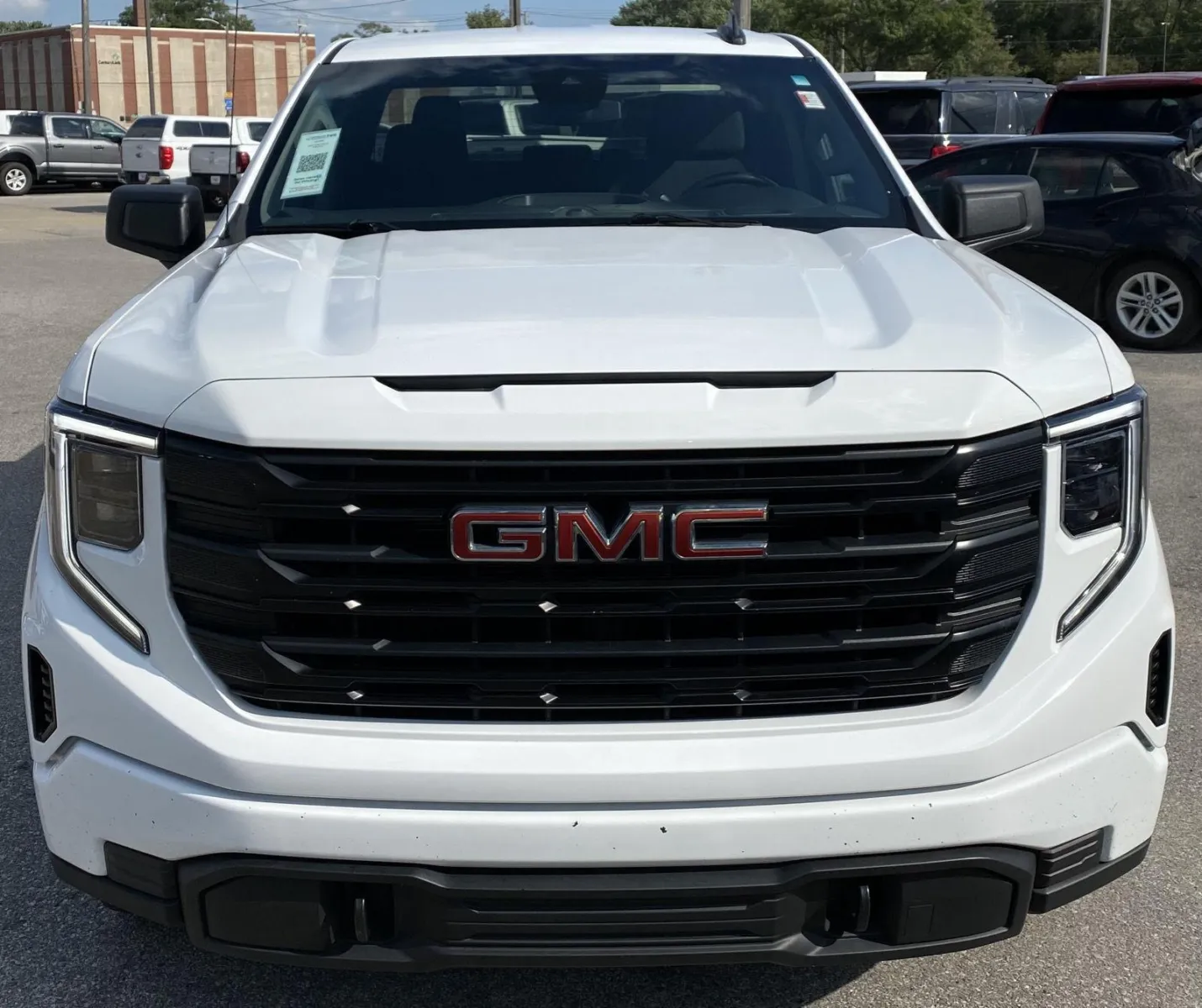 GMC Sierra photo 3