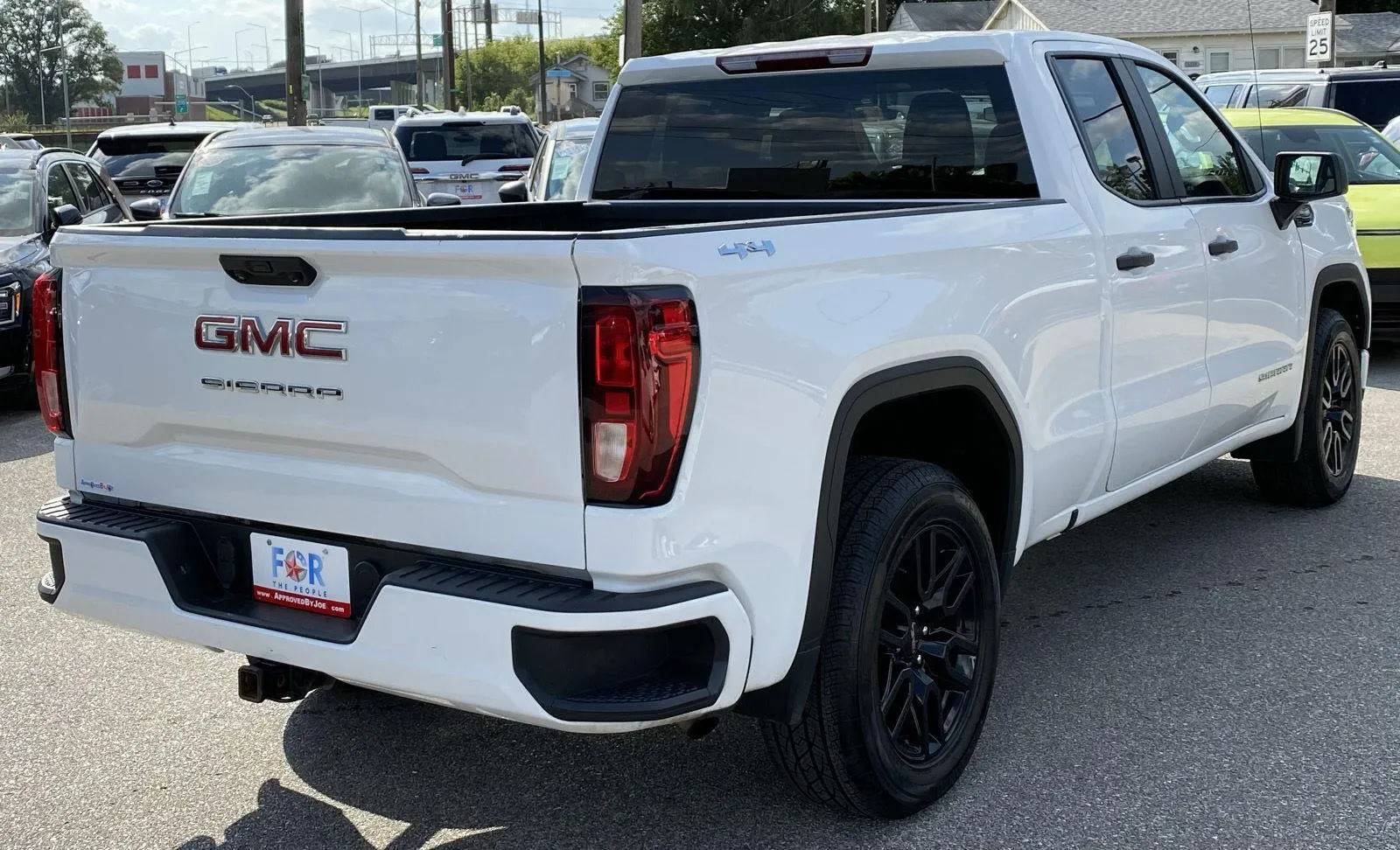 GMC Sierra photo 8