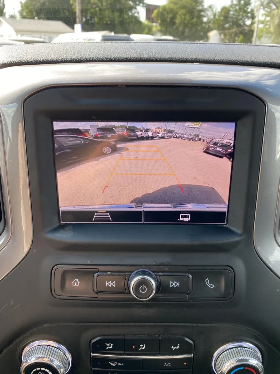 GMC Sierra photo 19