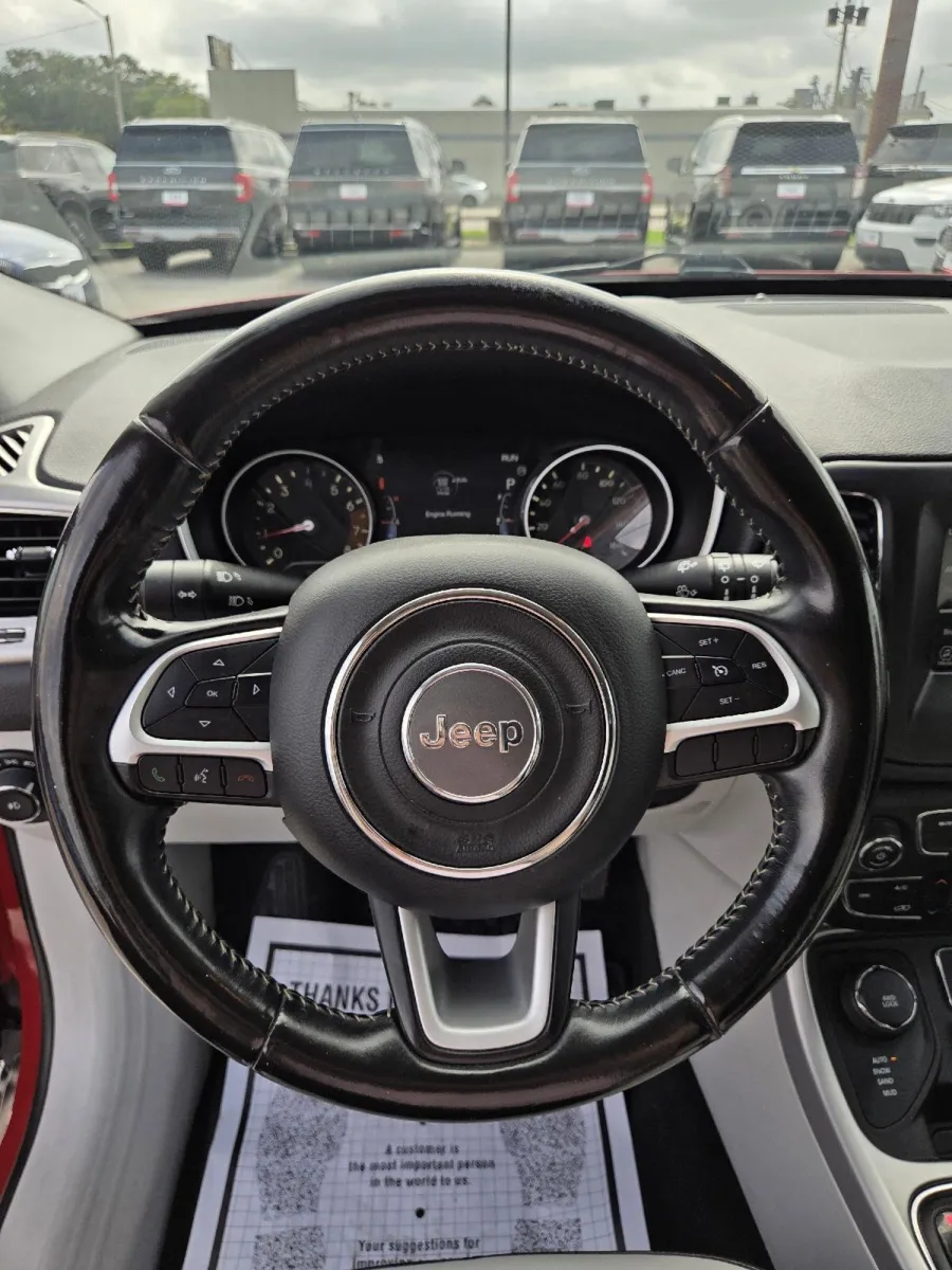 Jeep Compass photo 19