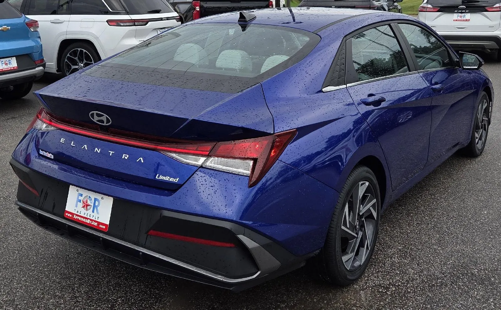 Hyundai Elantra photo 7