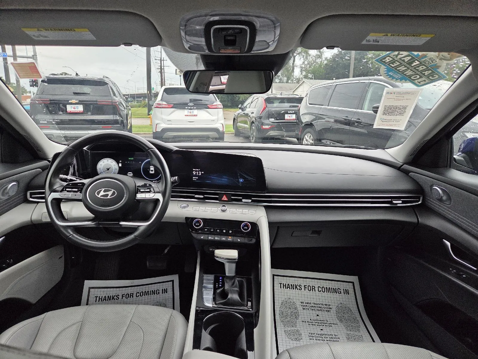Hyundai Elantra photo 17