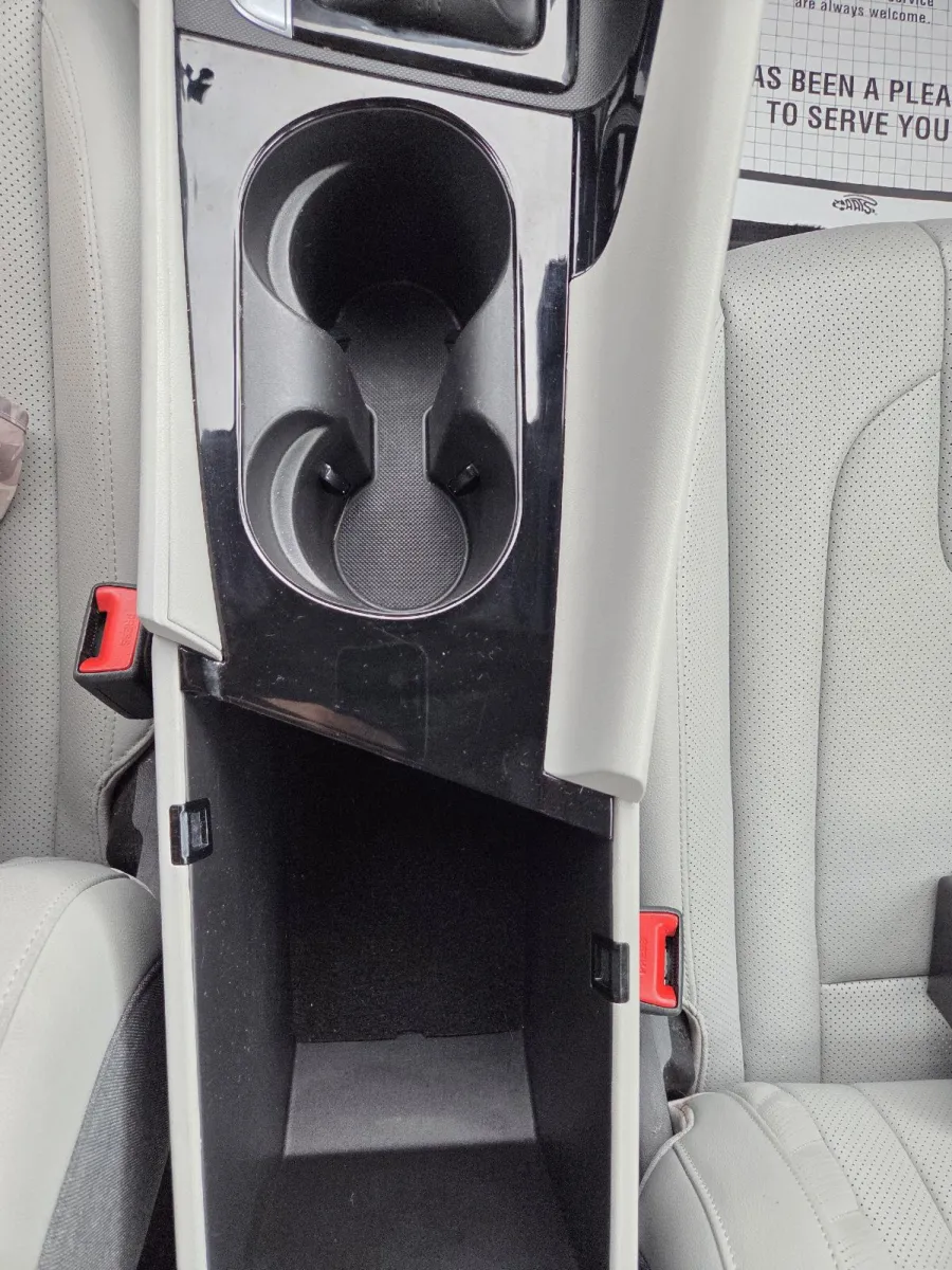 Hyundai Elantra photo 22