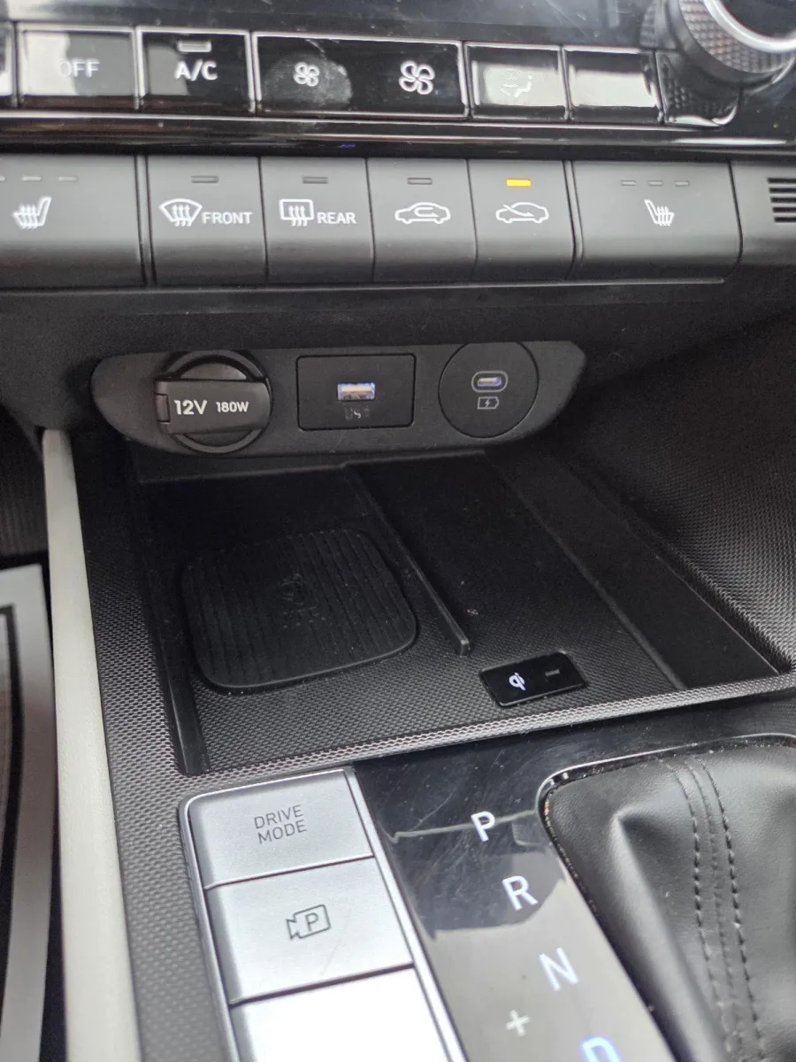 Hyundai Elantra photo 23