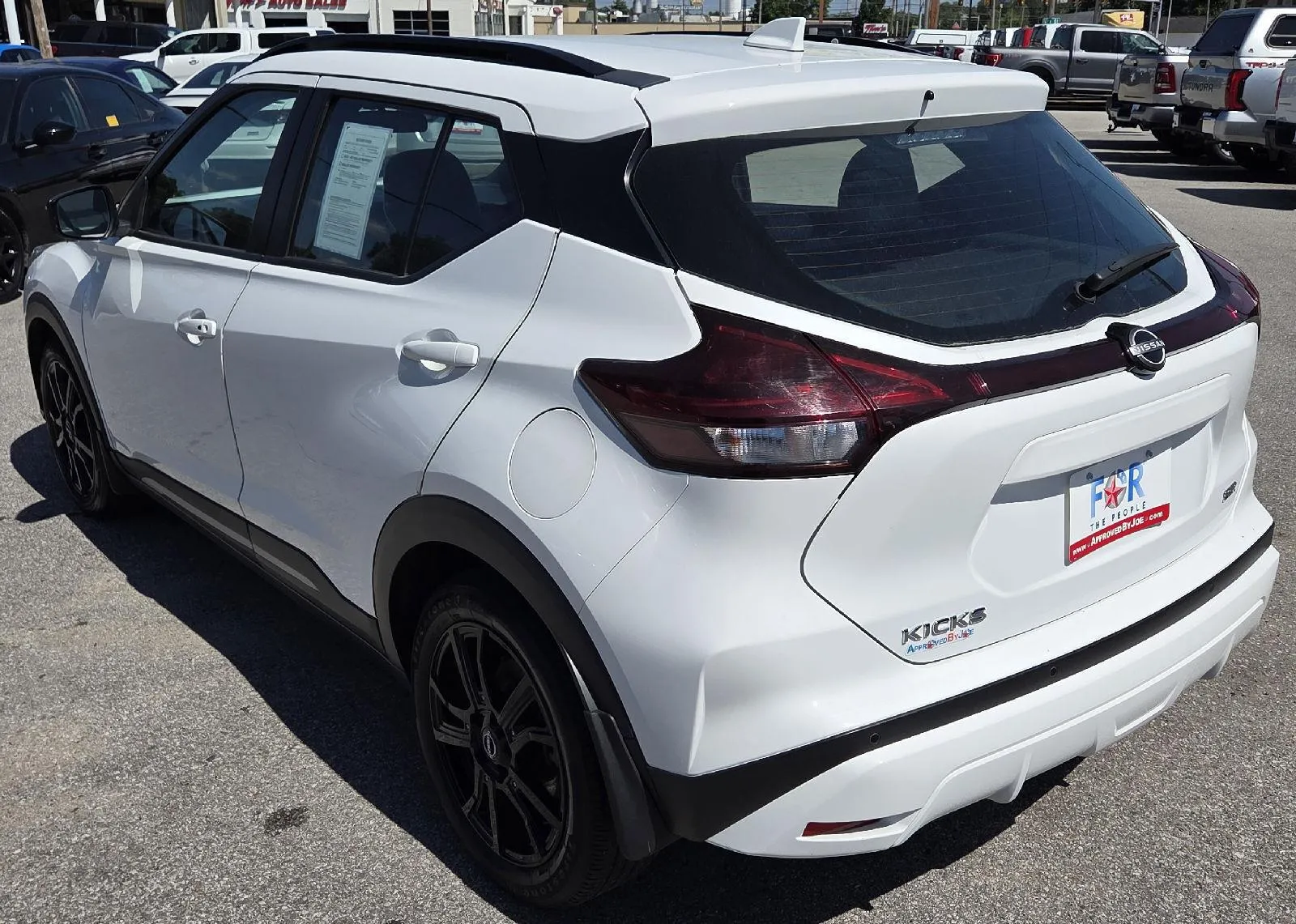 Nissan Kicks photo 7