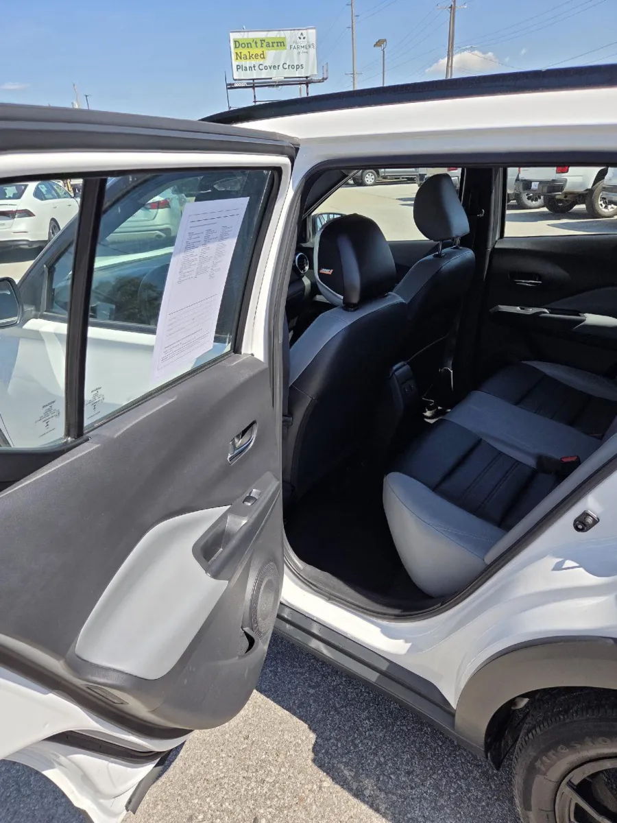Nissan Kicks photo 15