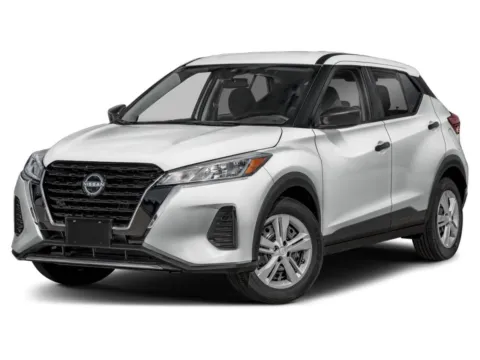 White 2023 Nissan Kicks SR for sale in Des Moines, IA